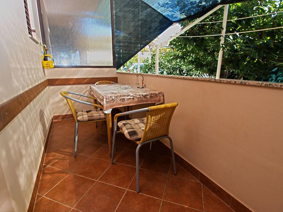 Apartments Irena 531 พูลา ภายนอก รูปภาพ